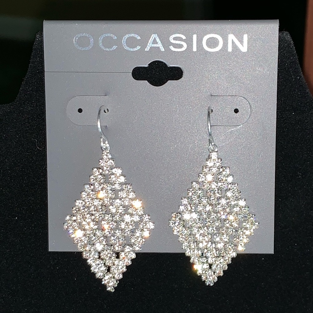 Sparkly dangly earrings